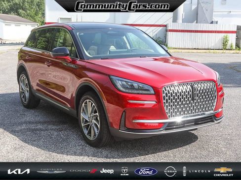 Used 2023 Lincoln Corsair FWD w/ Equipment Group 101A image 9