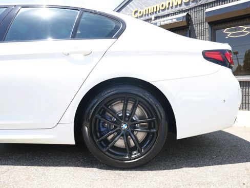 Used 2022 BMW M550i xDrive AWD/4WD image 12