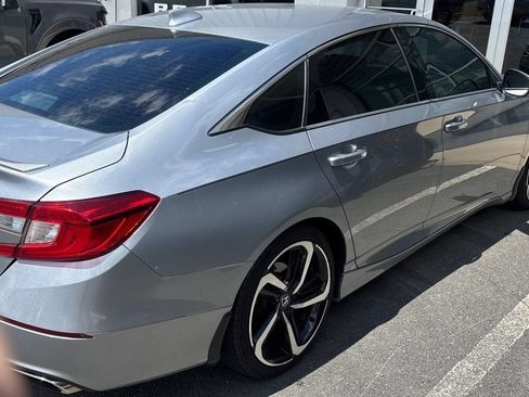 Used 2020 Honda Accord Sport image 4