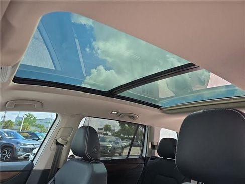 New 2026 Volkswagen Atlas SE FWD image 25