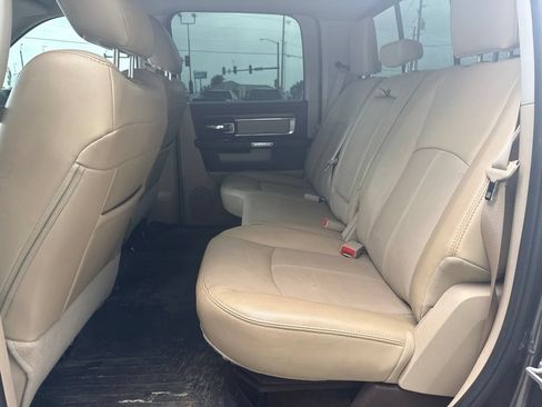 Used 2017 RAM 1500 Laramie w/ Convenience Group AWD/4WD image 14