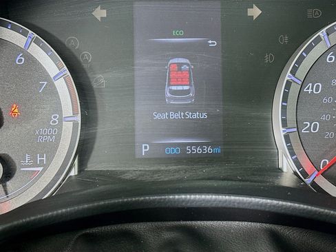 Used 2022 Toyota Highlander LE FWD image 19