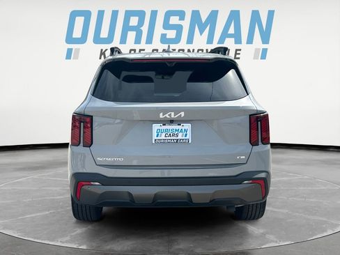 Used 2024 Kia Sorento SX Prestige image 5