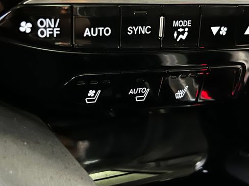 Used 2022 Acura MDX w/ Advance Package AWD/4WD image 22
