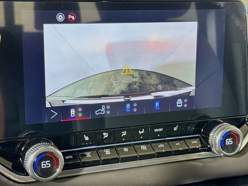 New 2026 GMC Canyon Elevation w/ Convenience Package image 9