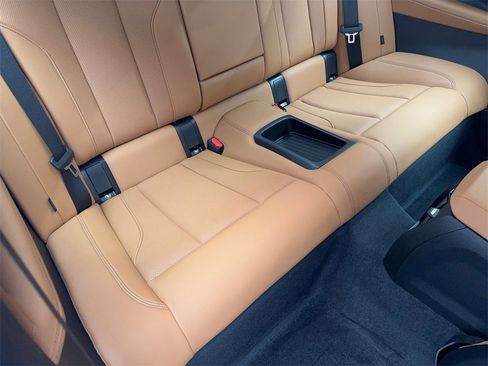 Used 2025 BMW 230i Coupe w/ M Sport Package image 37