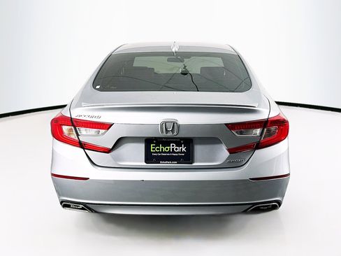 Used 2019 Honda Accord Sport image 7