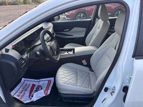 New 2026 Nissan Sentra SL w/ Floor Mat Package FWD image 10