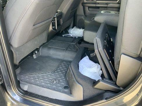 New 2025 RAM 2500 Big Horn AWD/4WD image 20