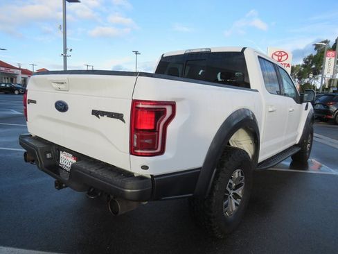 Used 2017 Ford F150 Raptor w/ Equipment Group 802A Luxury image 12