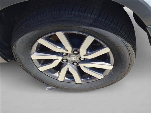 Used 2021 Honda Pilot EX image 10