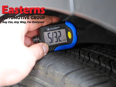 Used 2022 Kia Niro EX w/ Cold Weather Package image 26