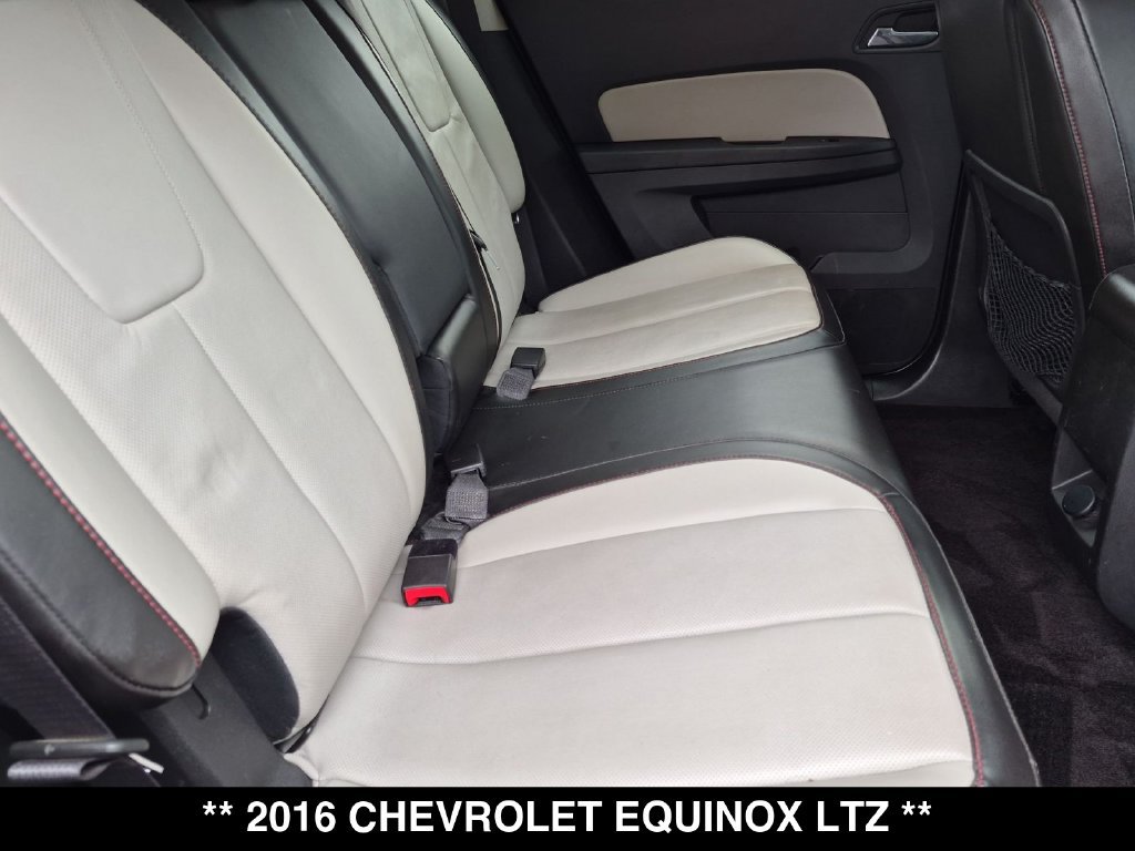 Used 2016 Chevrolet Equinox LTZ w/ Enhanced Convenience Package AWD/4WD image 31