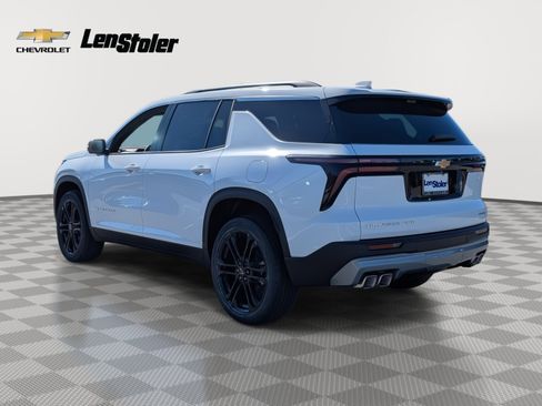 New 2026 Chevrolet Traverse LT w/ Driver Confidence Package image 2