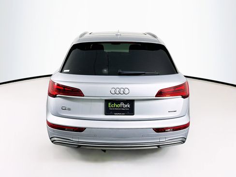 Used 2021 Audi Q5 Premium w/ Convenience Package image 7