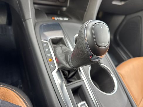 Used 2021 Chevrolet Equinox Premier image 31