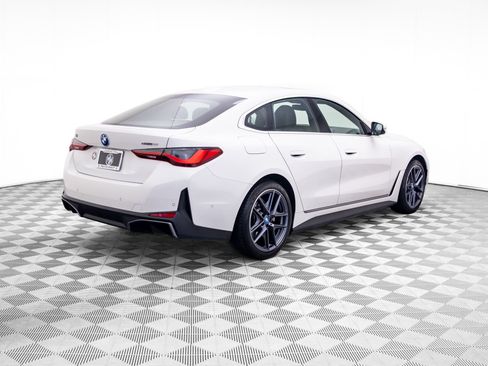Used 2023 BMW i4 eDrive35 RWD image 5