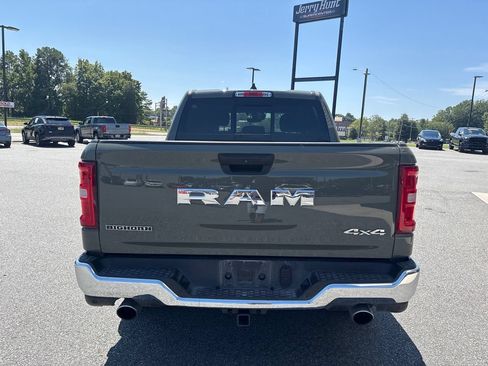 Used 2026 RAM 1500 Big Horn AWD/4WD image 8