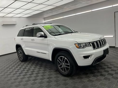 Used 2018 Jeep Grand Cherokee Limited image 3