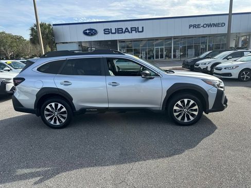Used 2025 Subaru Outback Limited w/ Popular Package #2 AWD/4WD image 2