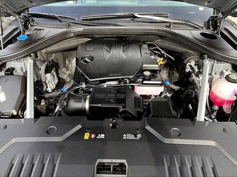 Used 2025 Genesis GV70 2.5T image 32