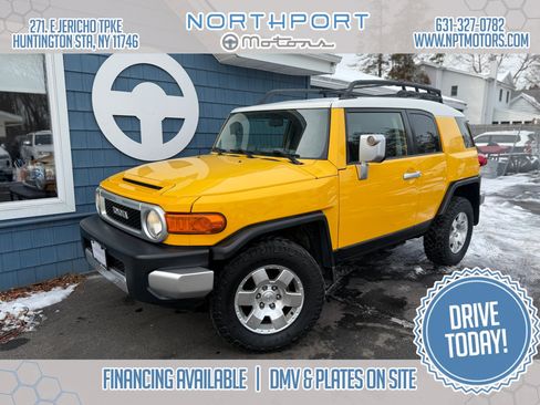 Used 2007 Toyota FJ Cruiser 4WD image 1