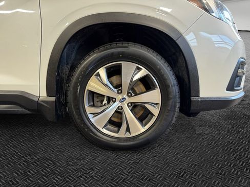 Used 2019 Subaru Ascent Premium w/ Popular Package #3 AWD/4WD image 11