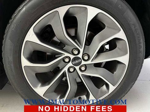 Used 2021 Lincoln Nautilus Reserve w/ Cargo Utility Package image 9