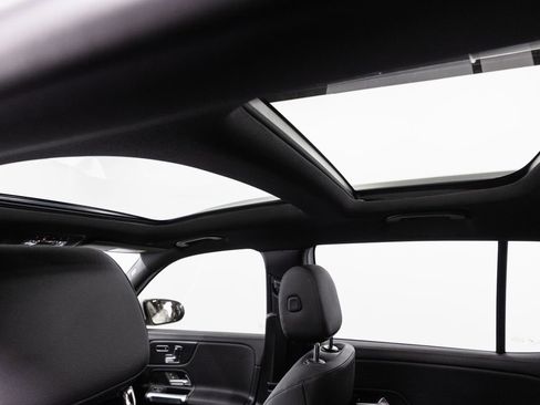 Certified 2025 Mercedes-Benz GLB 250 4MATIC image 20