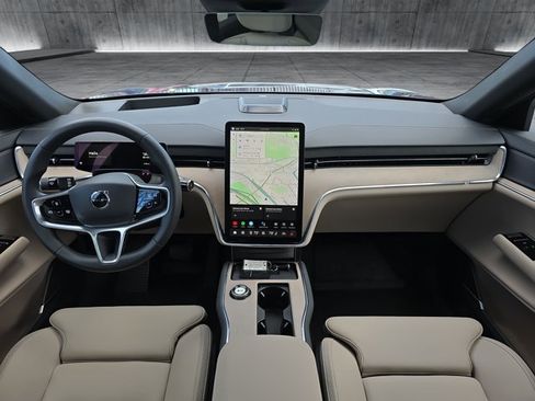 Used 2025 Volvo EX90 Ultra AWD/4WD image 9