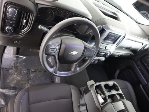 Used 2022 Chevrolet Silverado 1500 Custom image 15