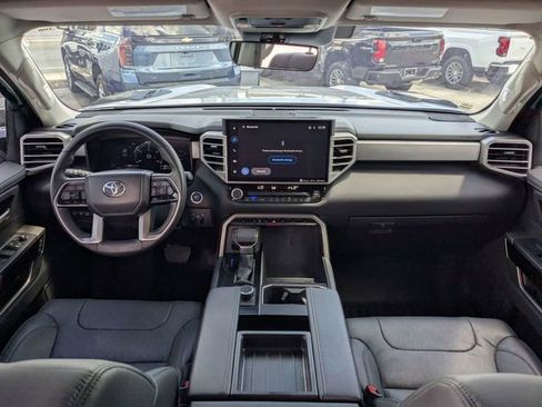 Used 2024 Toyota Tundra Limited AWD/4WD image 14
