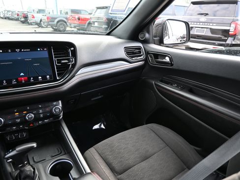 Used 2023 Dodge Durango R/T RWD image 30