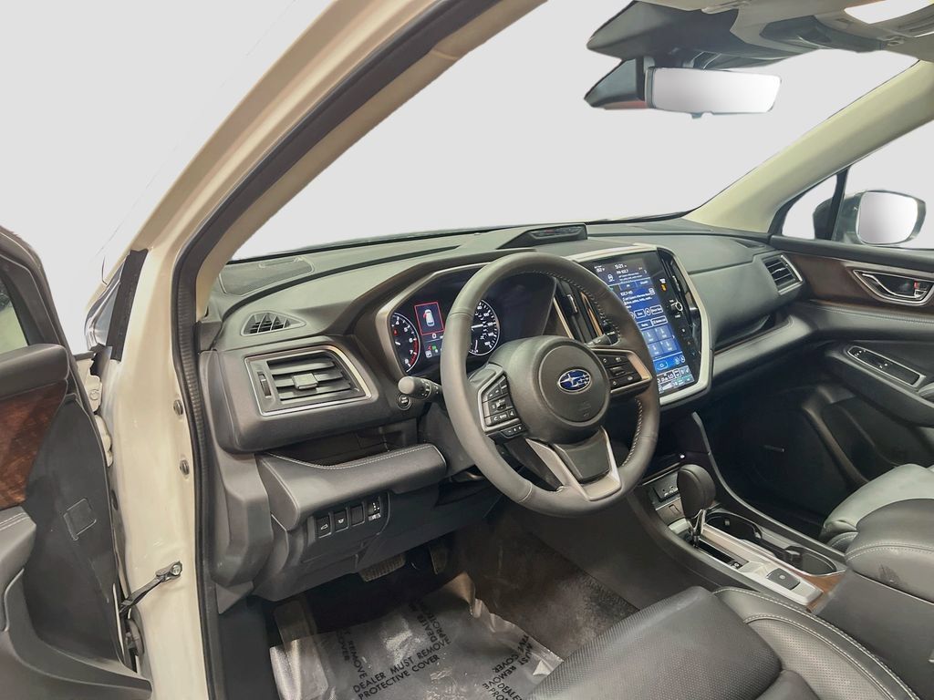 Used 2025 Subaru Ascent Touring AWD/4WD image 9