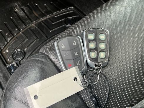 Used 2017 Cadillac Escalade Premium Luxury image 66