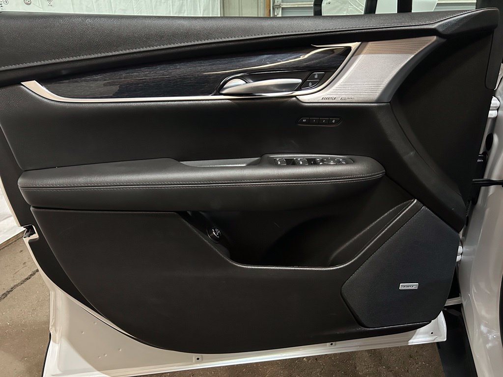 Used 2024 Cadillac XT5 Premium Luxury AWD/4WD image 11
