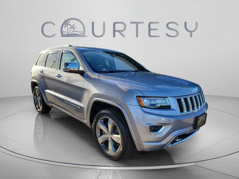 Used 2014 Jeep Grand Cherokee Overland AWD/4WD image 5
