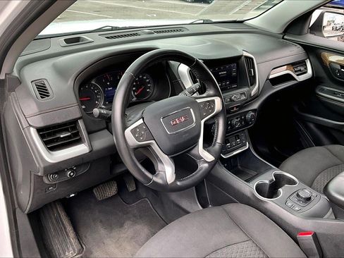 Used 2020 GMC Terrain SLE w/ Driver Convenience Package FWD image 14