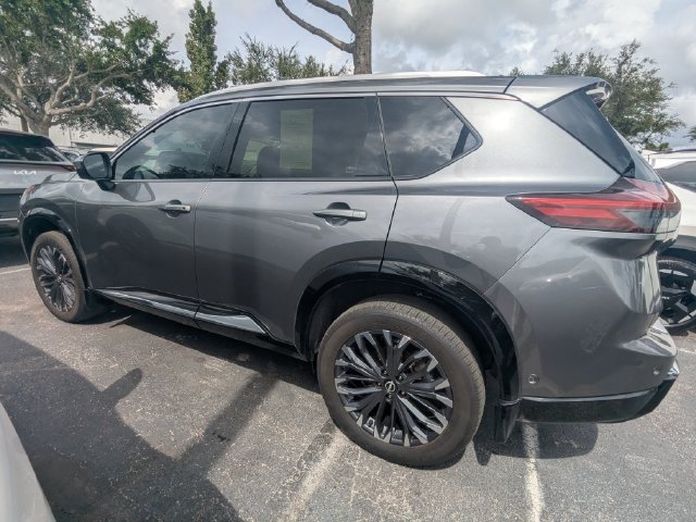 Used 2024 Nissan Rogue Platinum AWD/4WD image 10