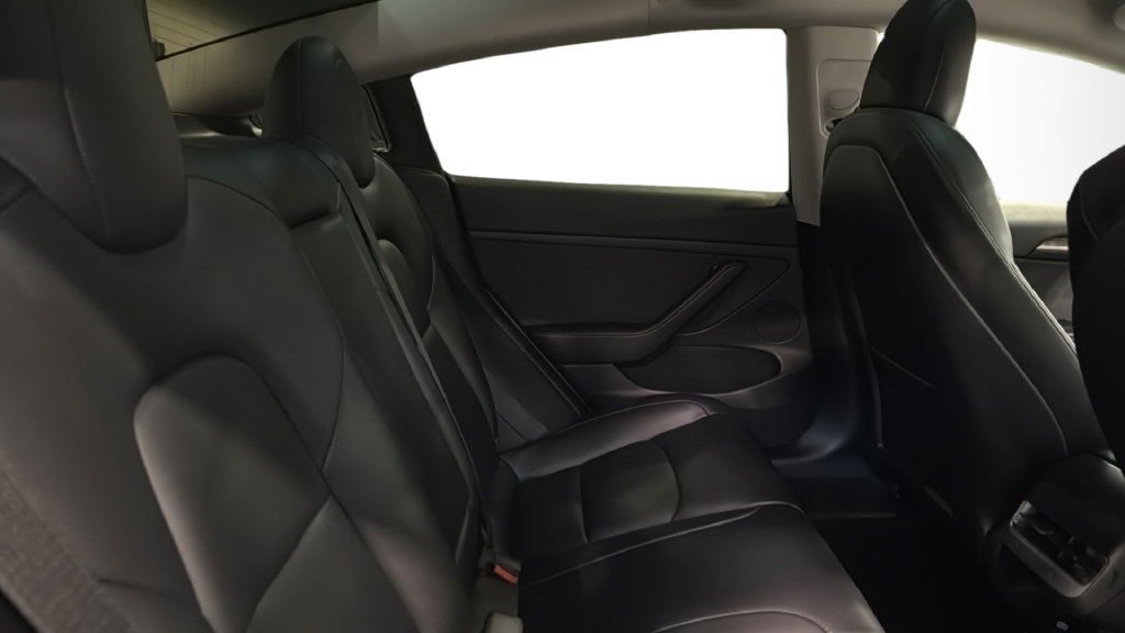 Used 2022 Tesla Model 3 RWD image 16