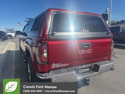 Used 2018 GMC Sierra 1500 SLT image 8