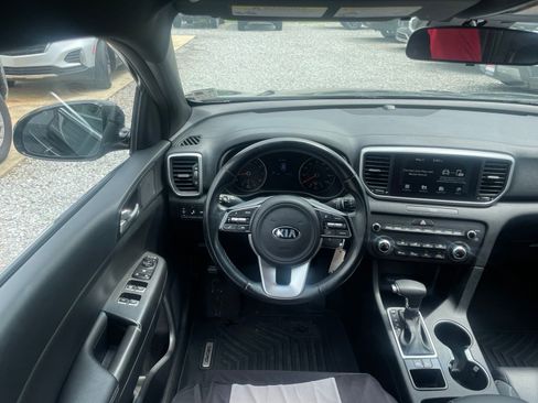 Used 2021 Kia Sportage S FWD image 10