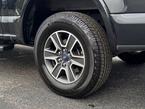 Used 2015 Ford F150 Lariat image 22