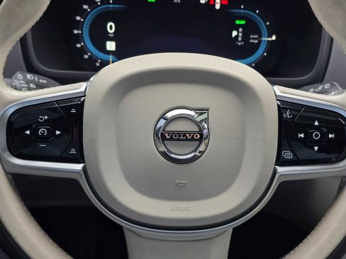 Certified 2024 Volvo XC90 T8 Plus w/ Protection Package Premier image 26