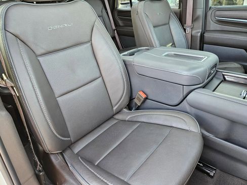 Used 2023 GMC Yukon Denali image 72