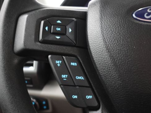 Used 2021 Ford F250 XLT w/ XLT Premium Package AWD/4WD image 16