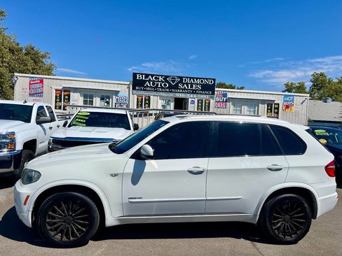 Used 2010 BMW X5 xDrive48i image 9