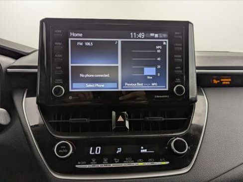 Used 2022 Toyota Corolla LE FWD image 27