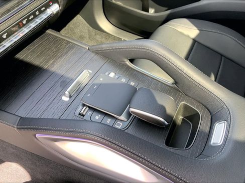 New 2026 Mercedes-Benz GLE 450 4MATIC image 7