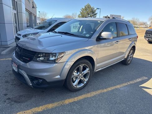 Used 2017 Dodge Journey Crossroad w/ Popular Equipment Group image 1